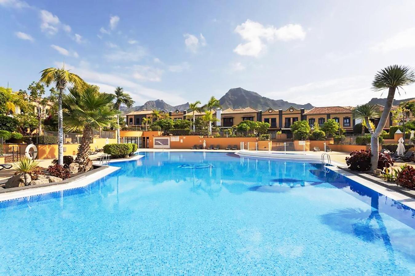 Сasa de vacaciones Classbnb - Luxury Townhouse 300m From Playa Del Duque *